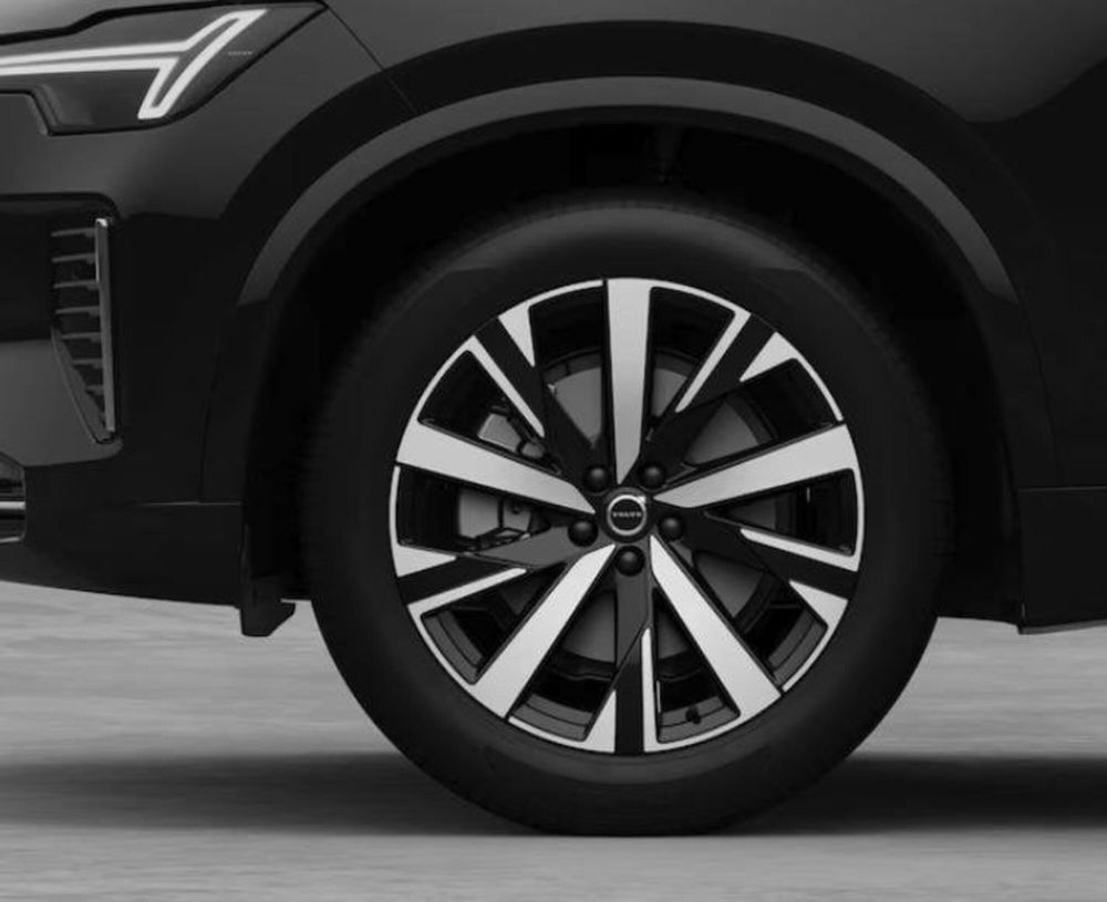 Volvo XC90 nuova a Parma (2)