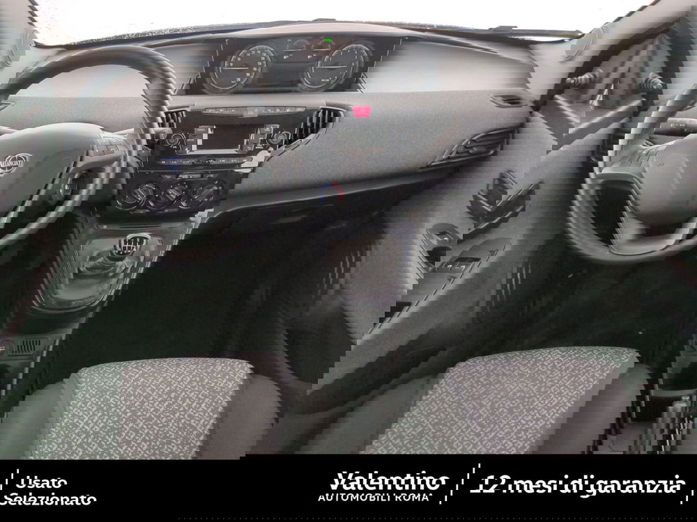 Lancia Ypsilon usata a Roma (7)