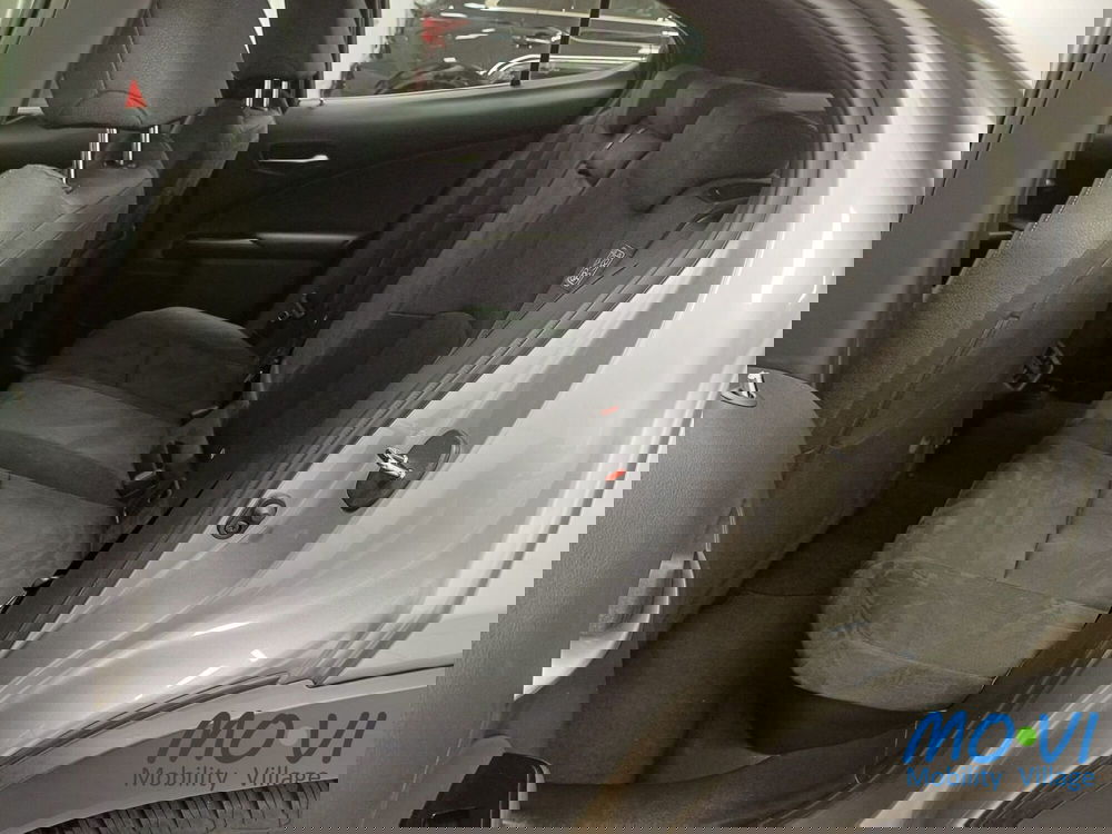 Lexus UX usata a Torino (15)