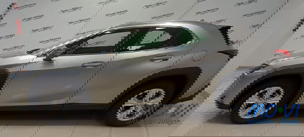 Lexus UX usata a Torino (3)