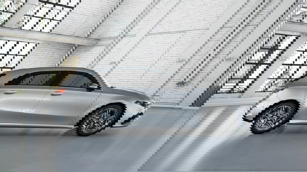 Mercedes-Benz Classe A nuova a Pescara (5)