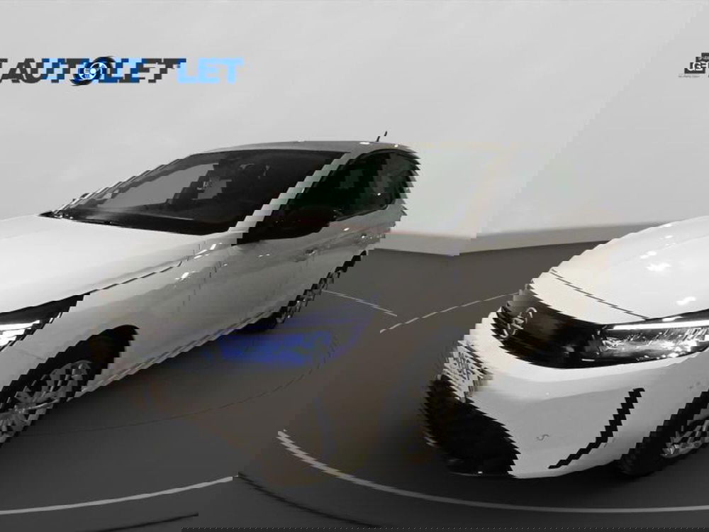 Opel Corsa nuova a Genova