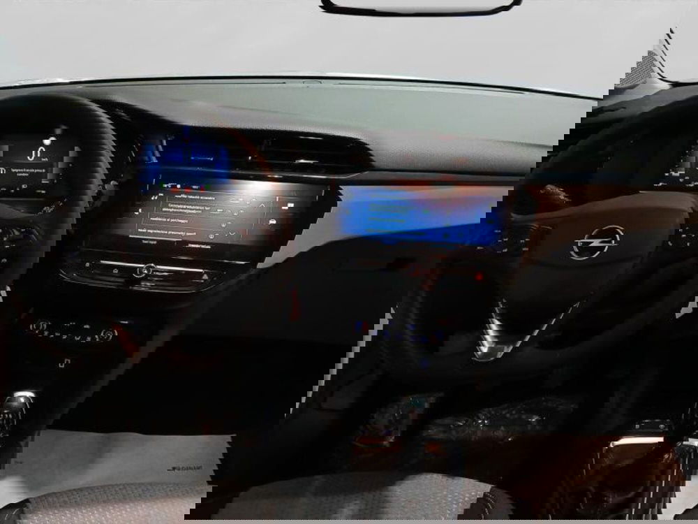 Opel Corsa nuova a Genova (11)