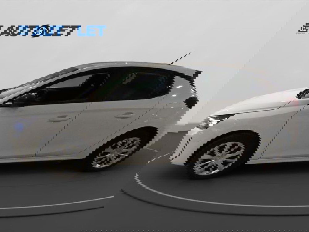 Opel Corsa nuova a Genova (5)