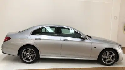 Mercedes-Benz Classe E 300 de Auto EQ-Power Premium del 2020 usata a Rende