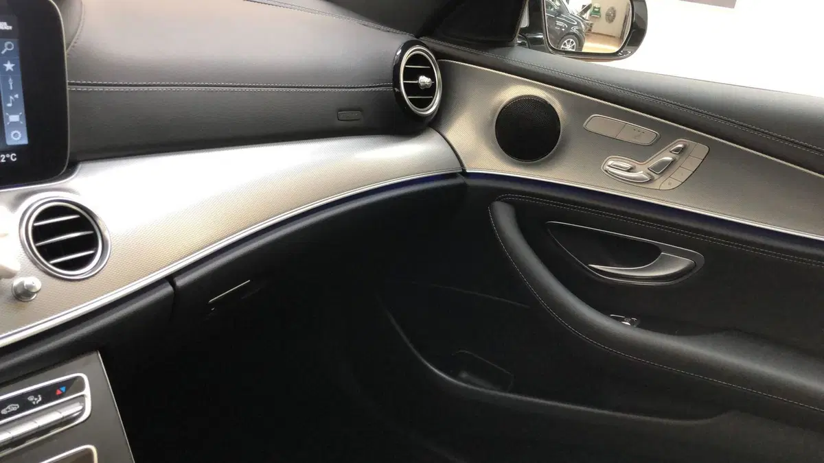 Mercedes-Benz Classe E usata a Cosenza (14)