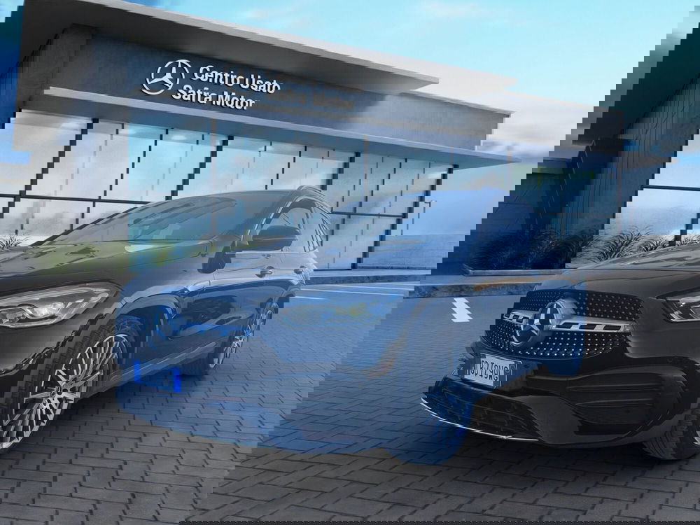 Mercedes-Benz GLA SUV usata a Cosenza