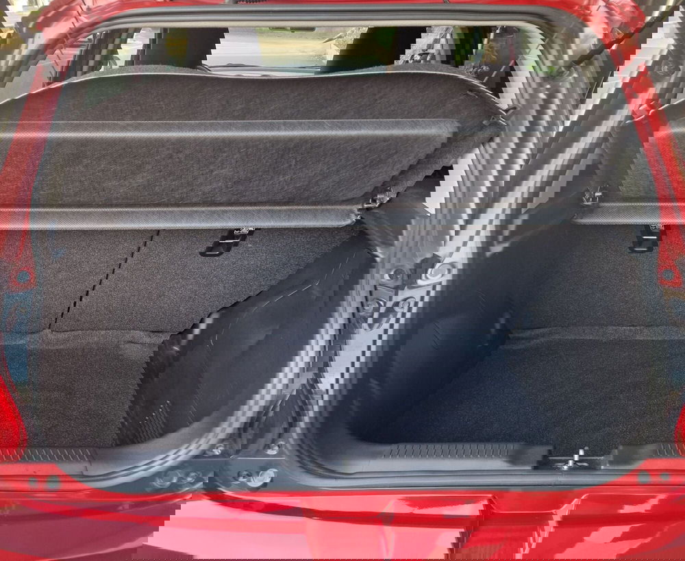 Suzuki Swift usata a Milano (13)