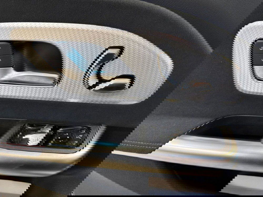 Mercedes-Benz CLA EQ nuova a Rimini (17)