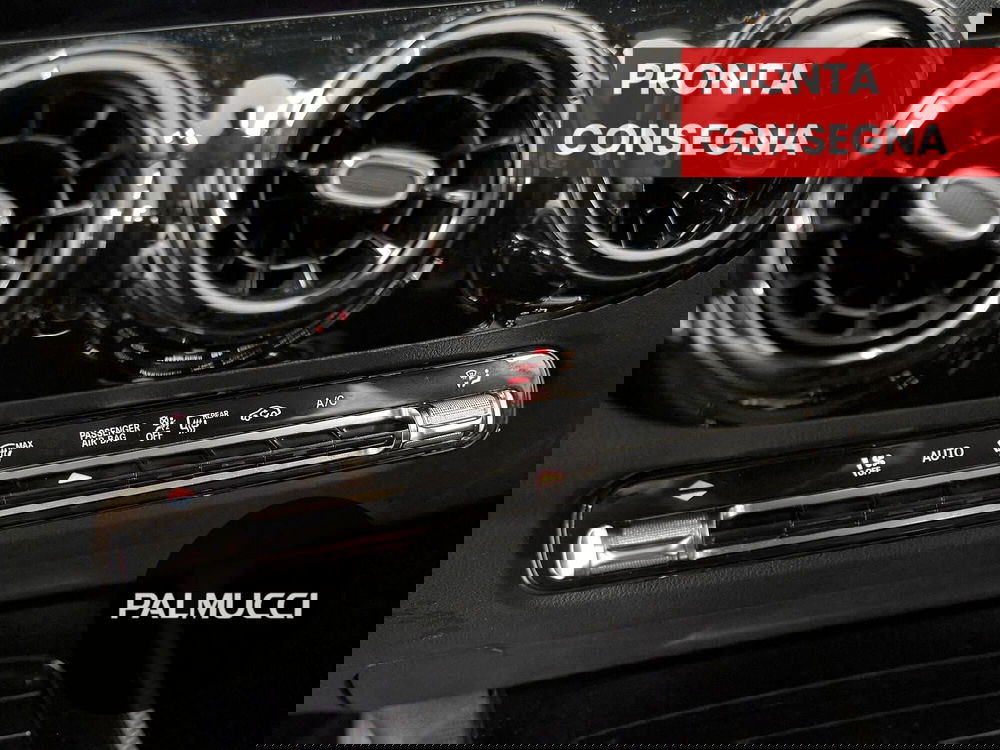 Mercedes-Benz GLA SUV usata a Prato (16)