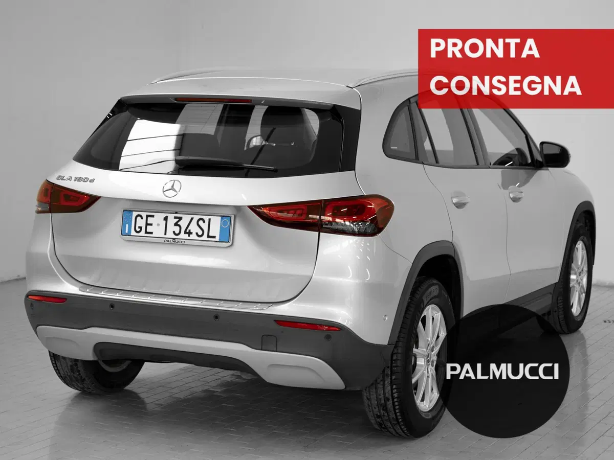 Mercedes-Benz GLA SUV usata a Prato (3)