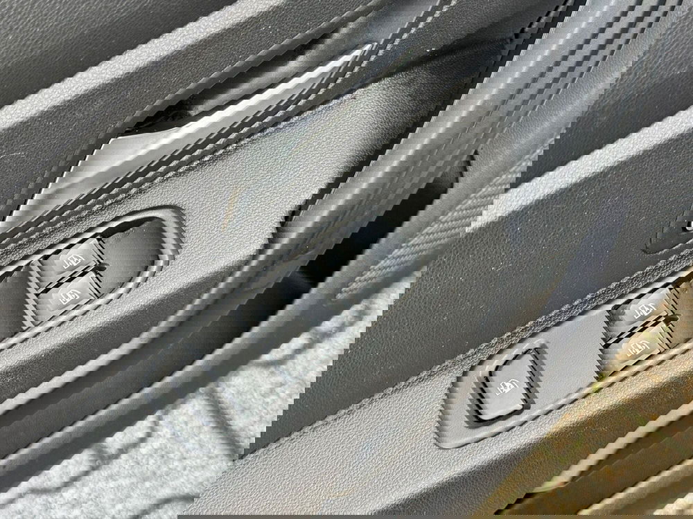 Dacia Sandero usata a Pavia (4)