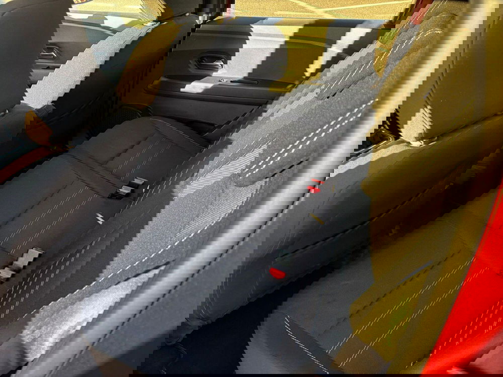 Dacia Jogger usata a Pavia (10)