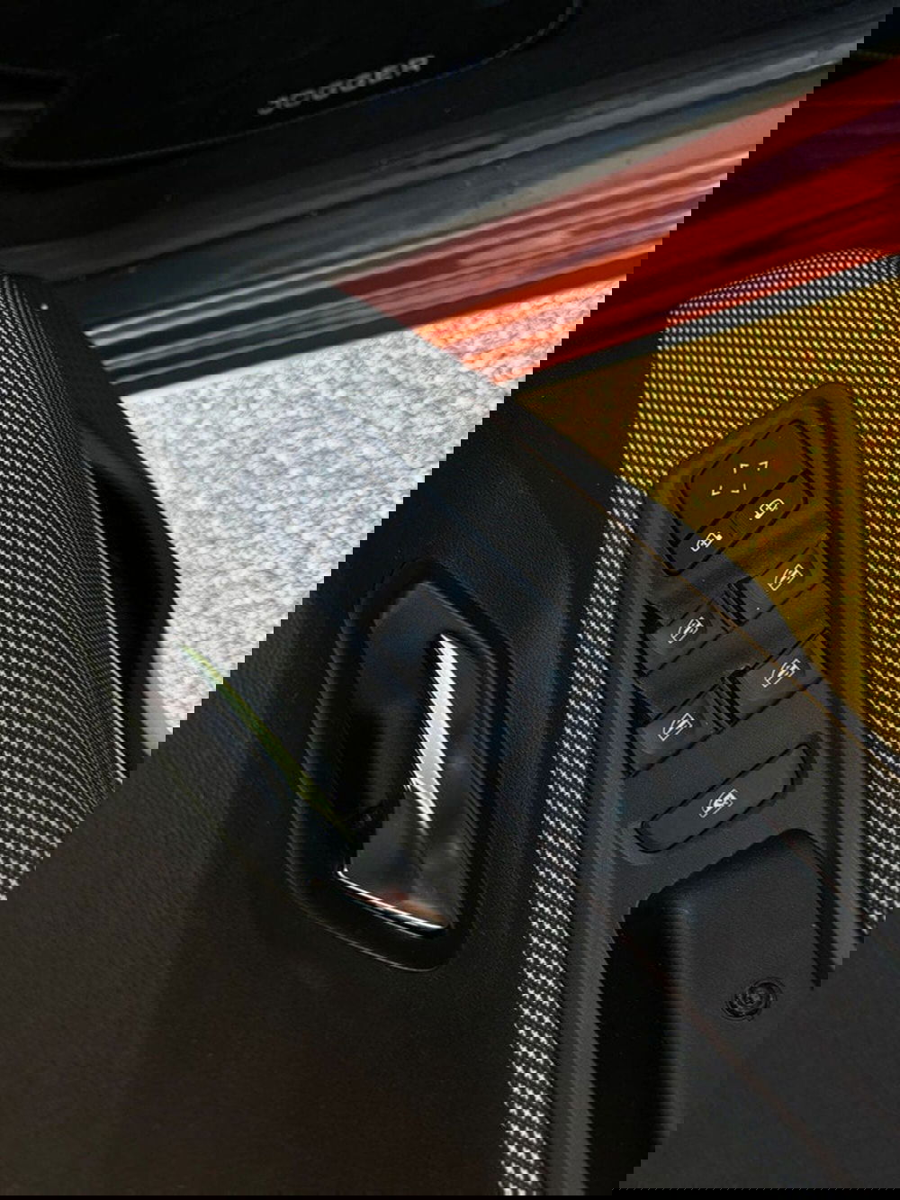 Dacia Jogger usata a Pavia (12)