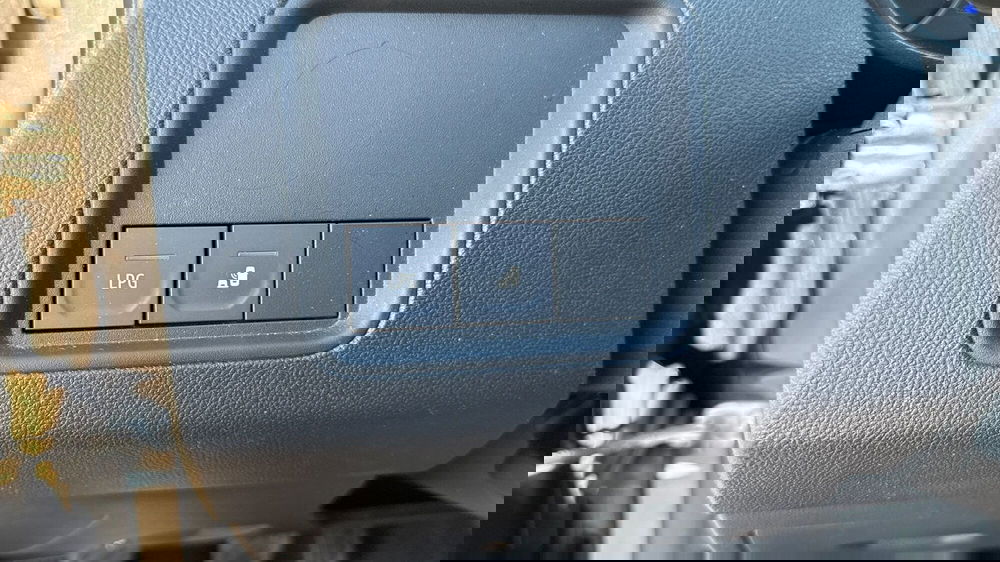 Dacia Duster usata a Treviso (14)