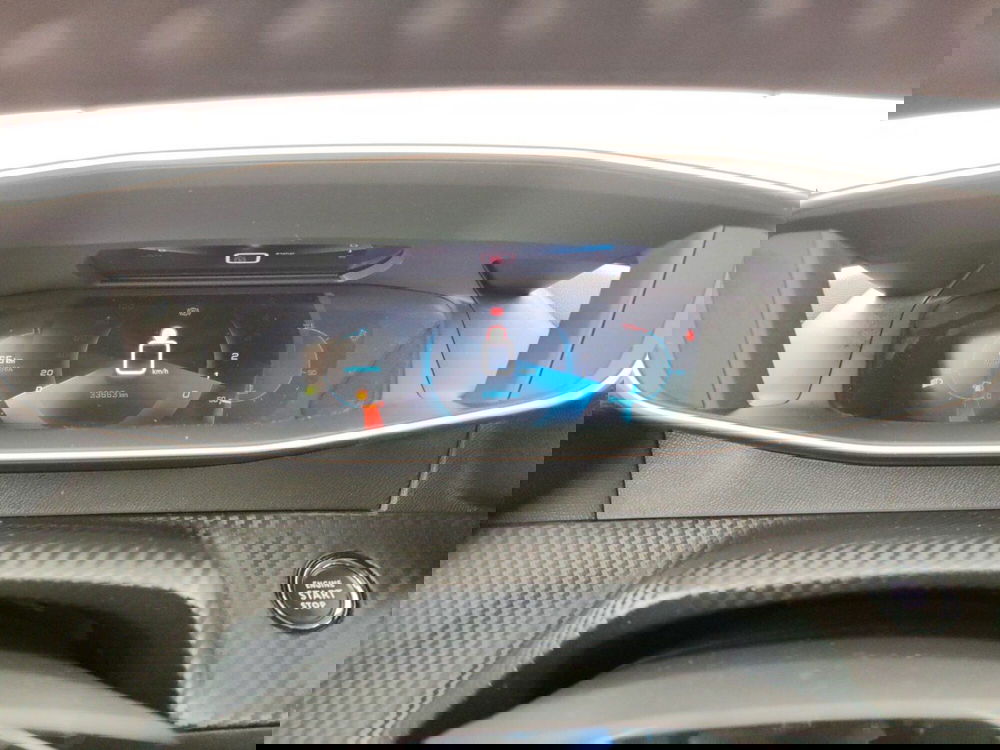 Peugeot 2008 usata a Massa-Carrara (15)