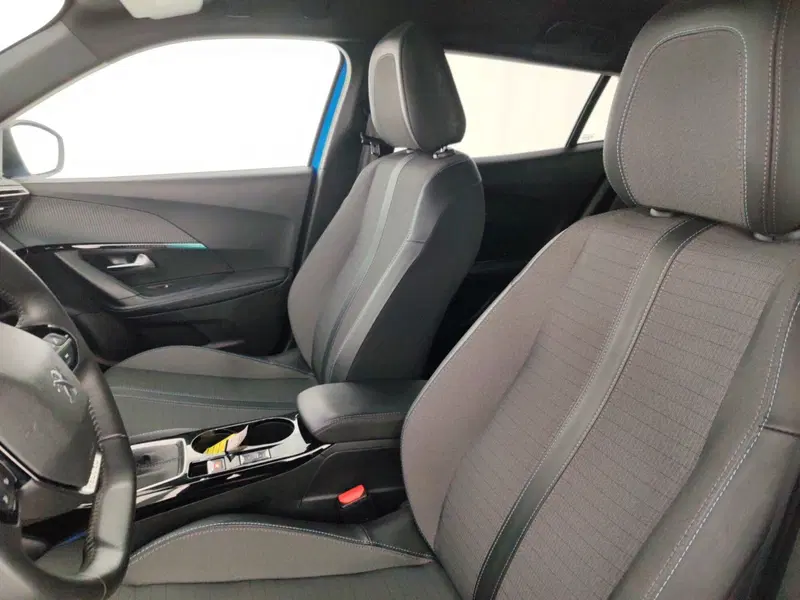 Peugeot 2008 usata a Massa-Carrara (9)