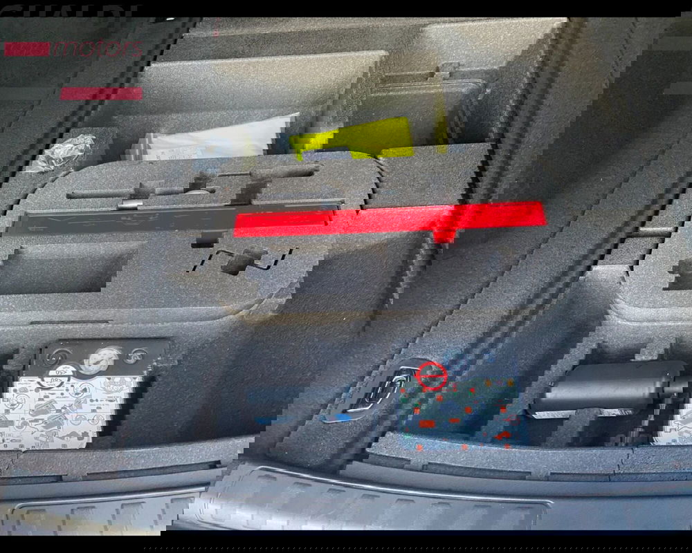 Alfa Romeo Stelvio usata a Modena (18)