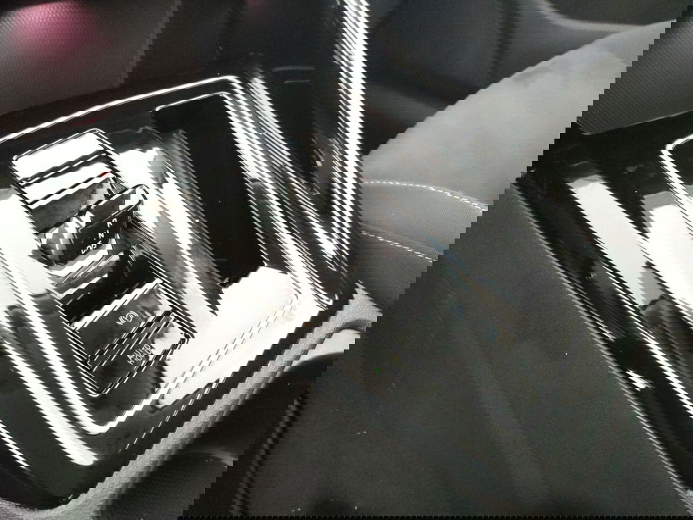 Volkswagen Golf usata a Napoli (16)