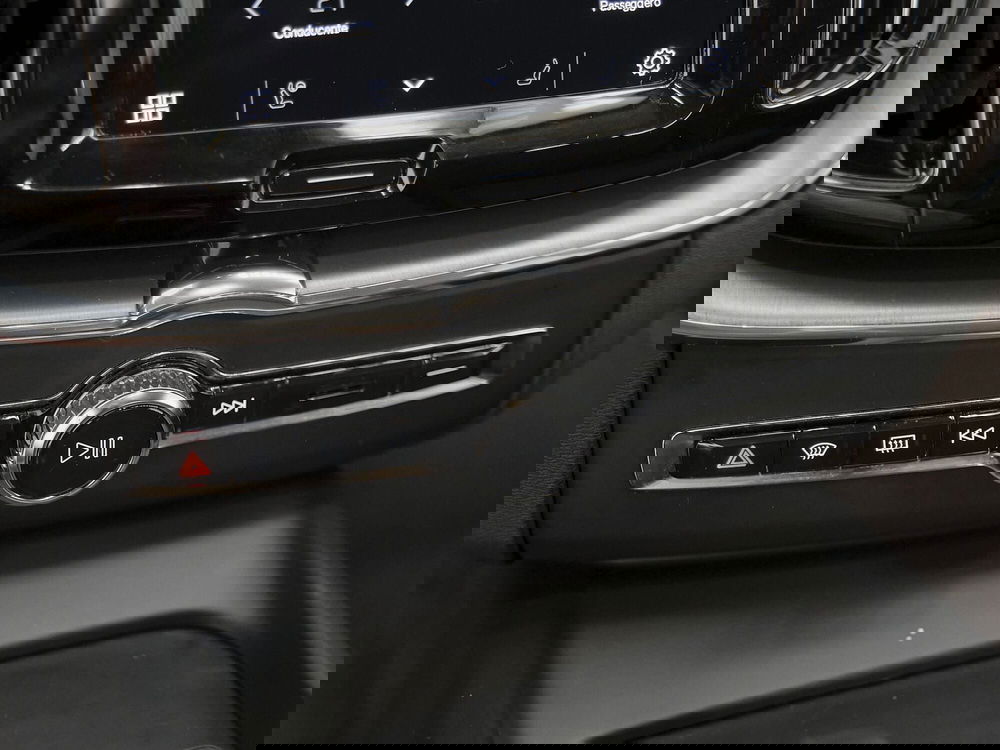 Volvo XC60 usata a Prato (14)