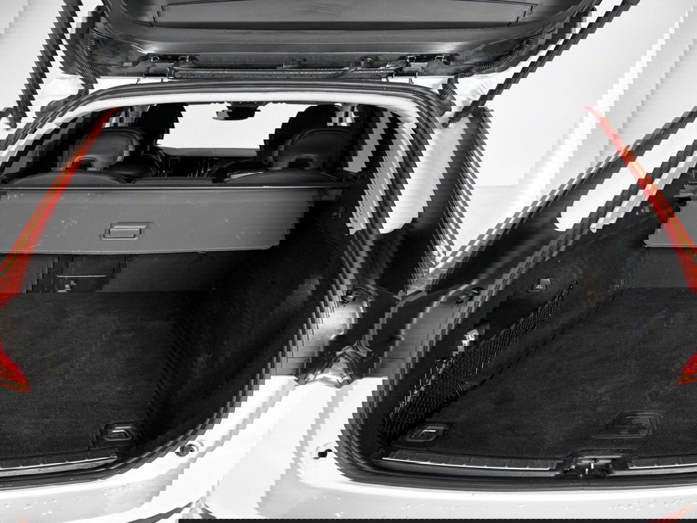 Volvo XC60 usata a Prato (6)