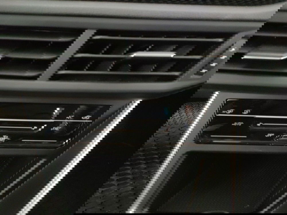 Volkswagen Polo usata a Napoli (14)