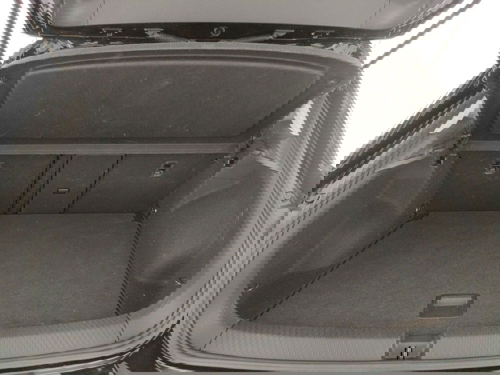 Volkswagen T-Roc usata a Napoli (18)