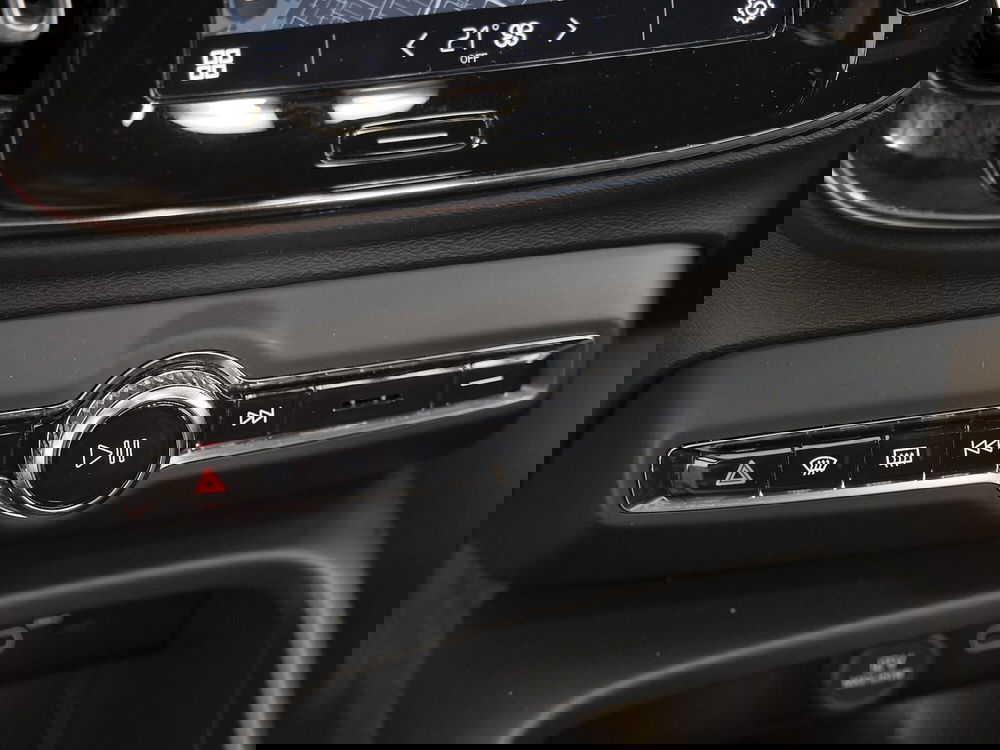 Volvo XC40 usata a Prato (13)