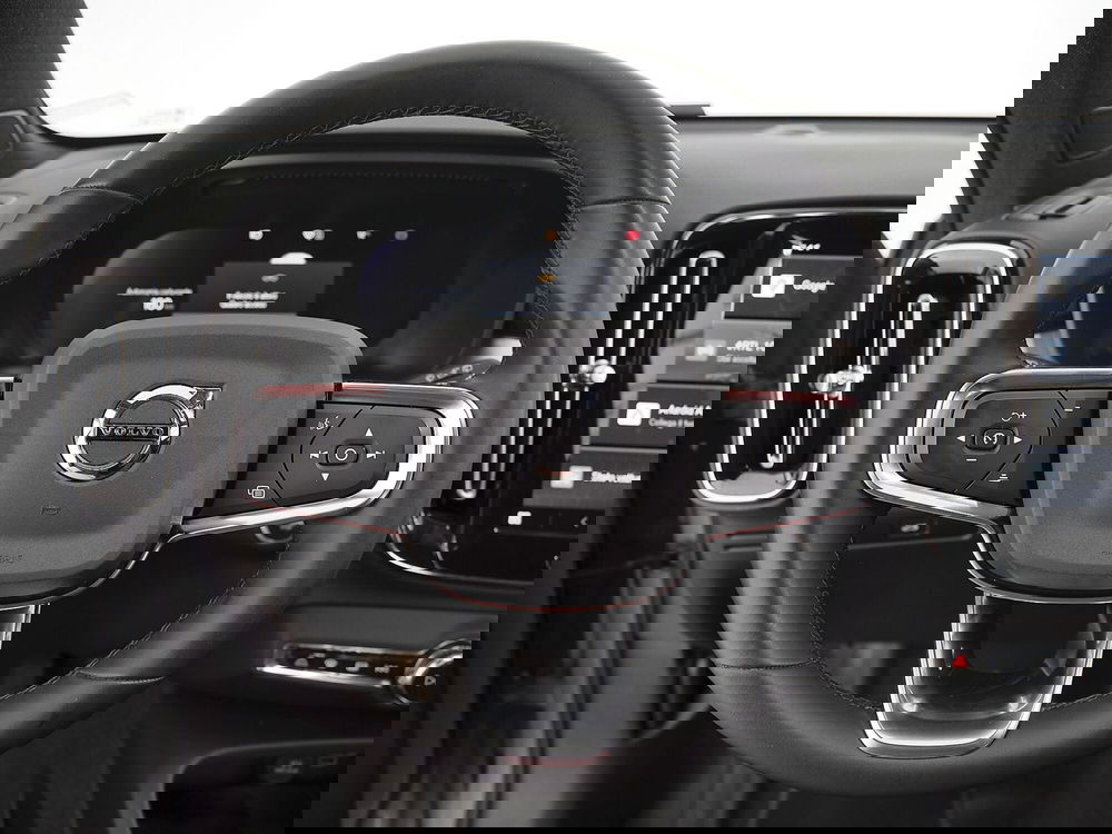 Volvo XC40 usata a Prato (7)