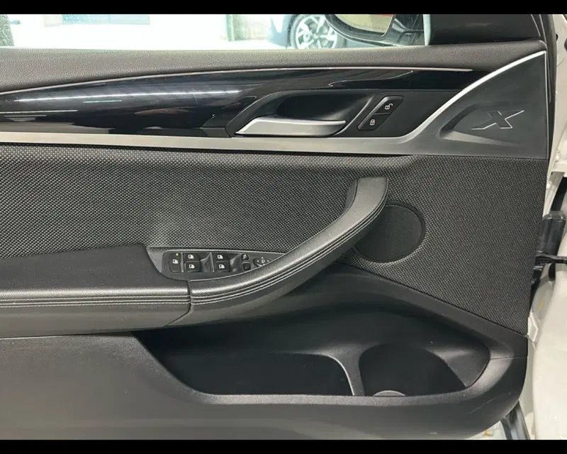 BMW X4 usata a Napoli (13)