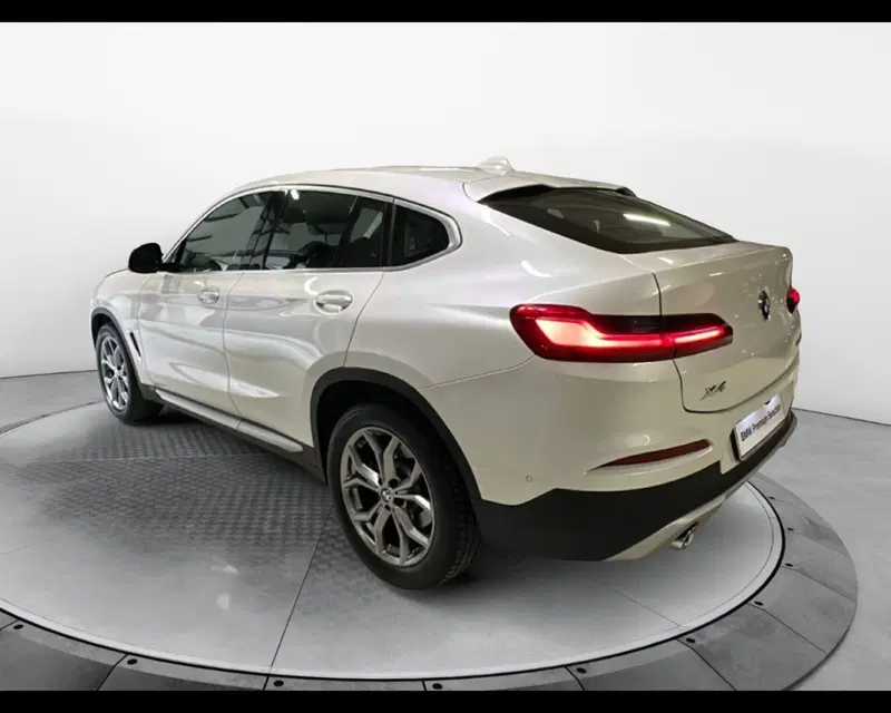 BMW X4 usata a Napoli (8)