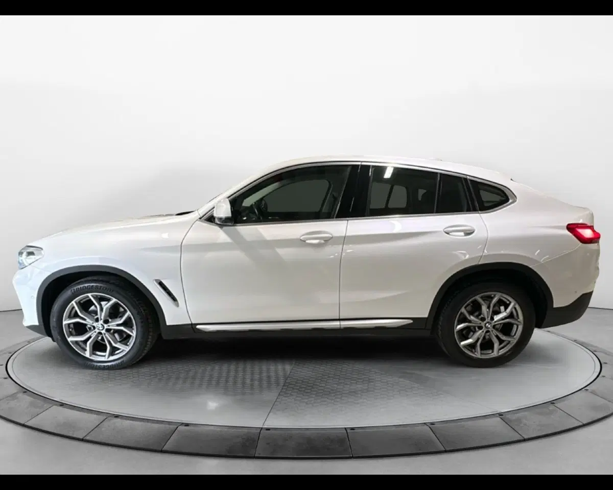 BMW X4 usata a Napoli (9)