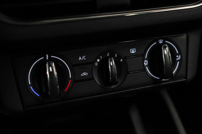 Skoda Kamiq usata a Varese (17)