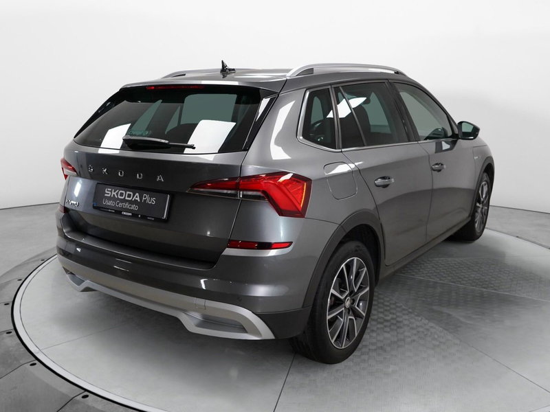 Skoda Kamiq usata a Varese (6)
