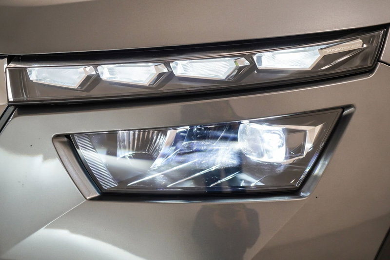 Skoda Kamiq usata a Varese (8)