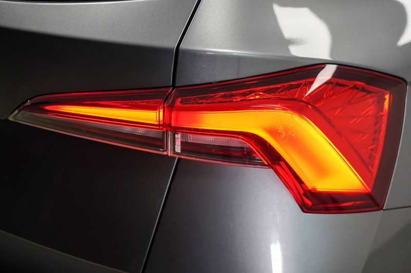 Skoda Kamiq usata a Varese (9)