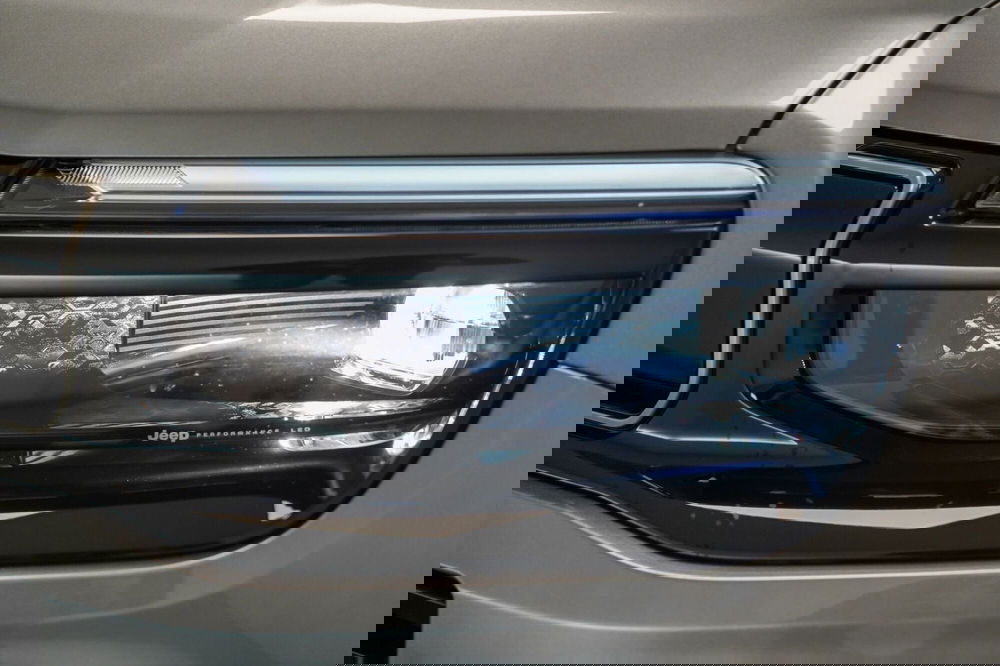 Jeep Avenger usata a Varese (8)