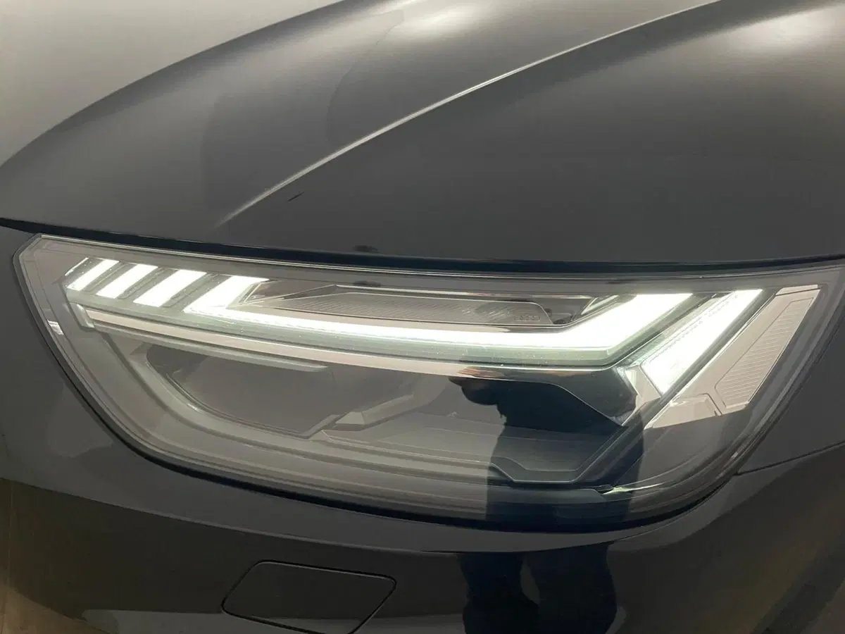 Audi Q5 Sportback usata a Taranto (3)