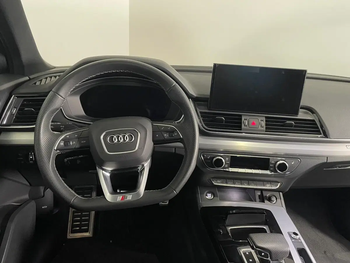 Audi Q5 Sportback usata a Taranto (6)