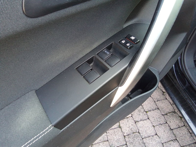 Toyota Auris usata a Rimini (16)