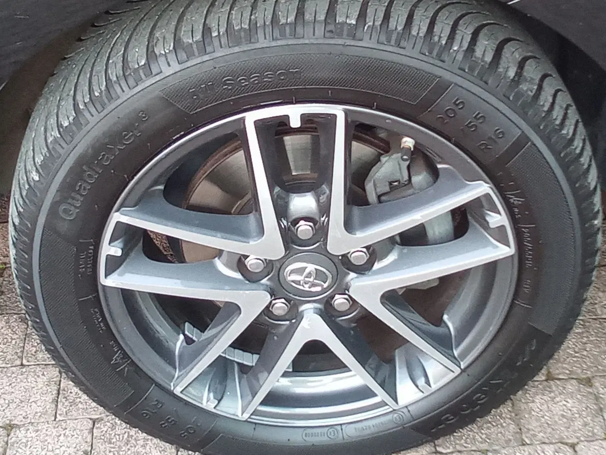 Toyota Auris usata a Rimini (17)