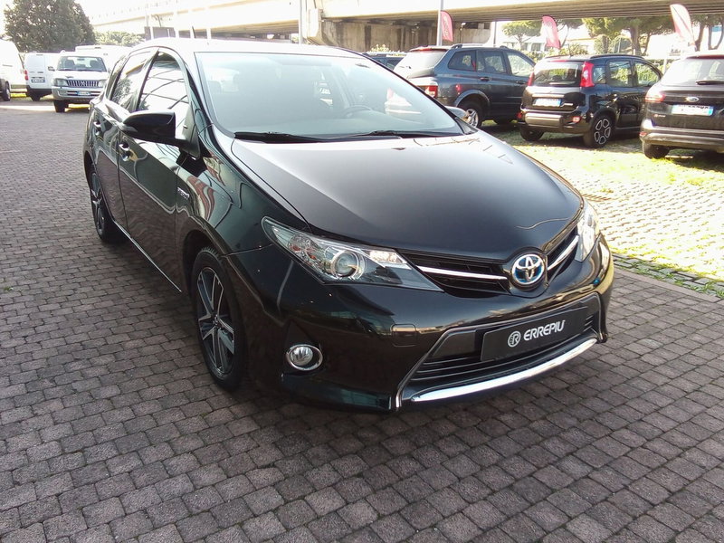 Toyota Auris usata a Rimini (2)