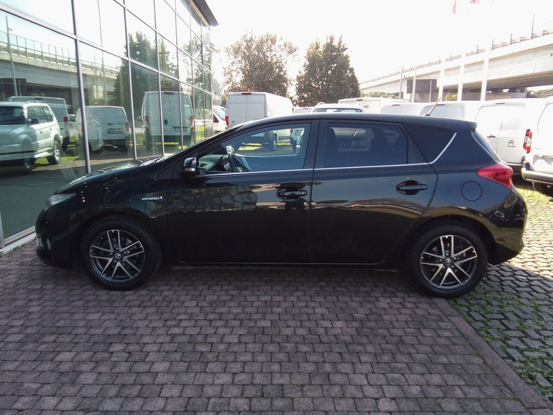Toyota Auris usata a Rimini (8)