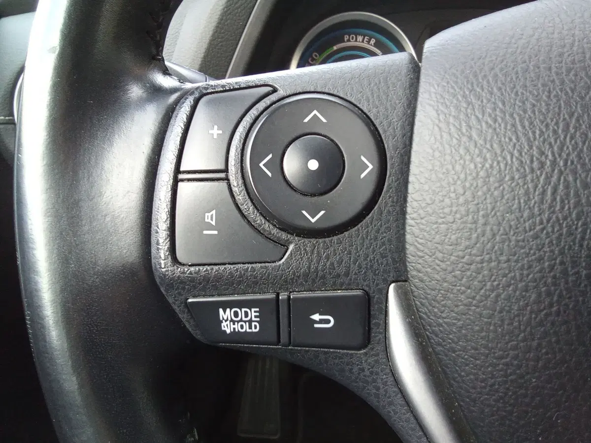 Toyota Auris usata a Rimini (9)