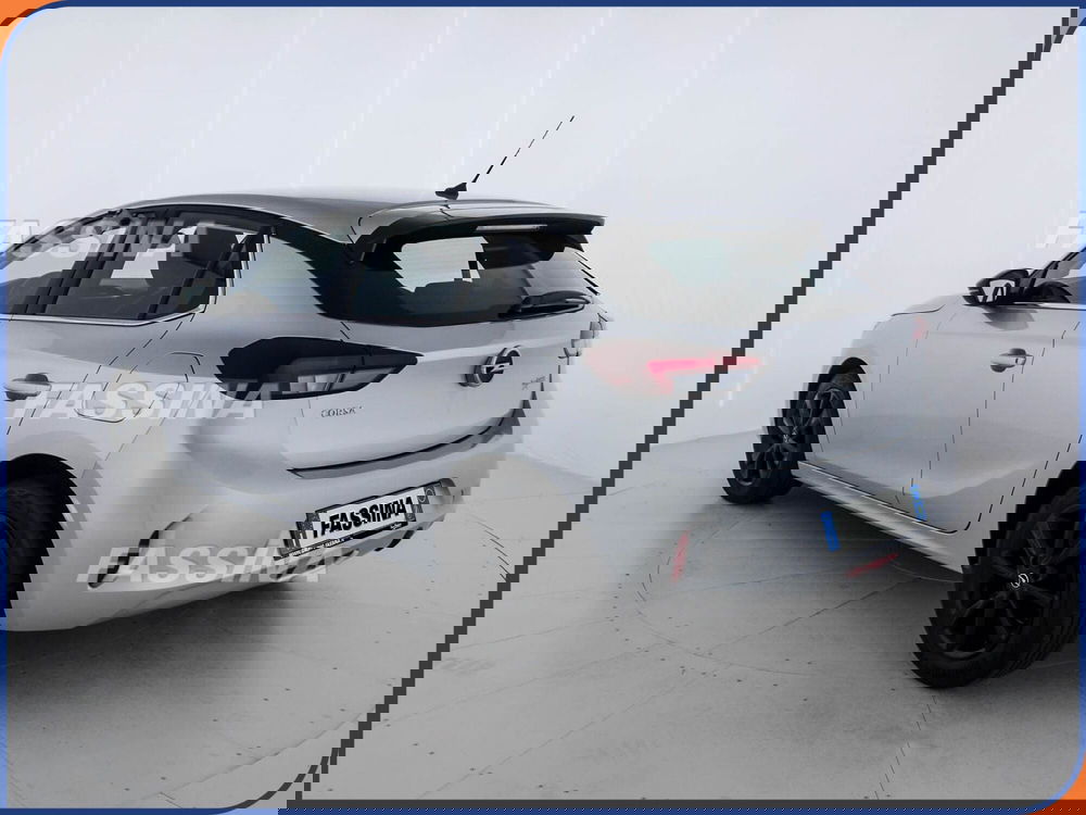 Opel Corsa usata a Milano (4)