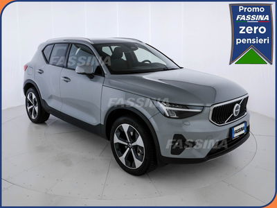 Volvo XC40 B3 automatico Core del 2025 usata a Milano