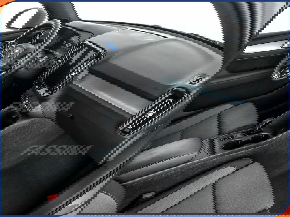 Volvo XC40 usata a Milano (14)