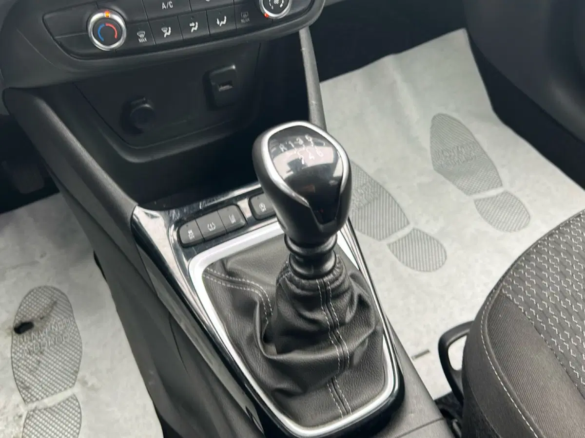 Opel Crossland usata a Piacenza (12)