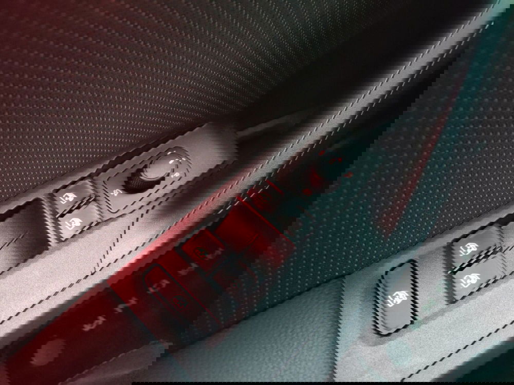 SEAT Arona usata a Modena (13)