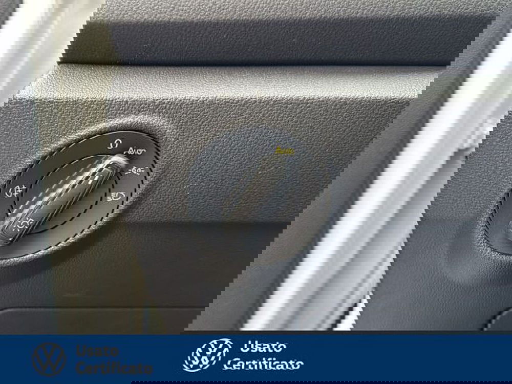 Volkswagen T-Roc usata a Vicenza (13)